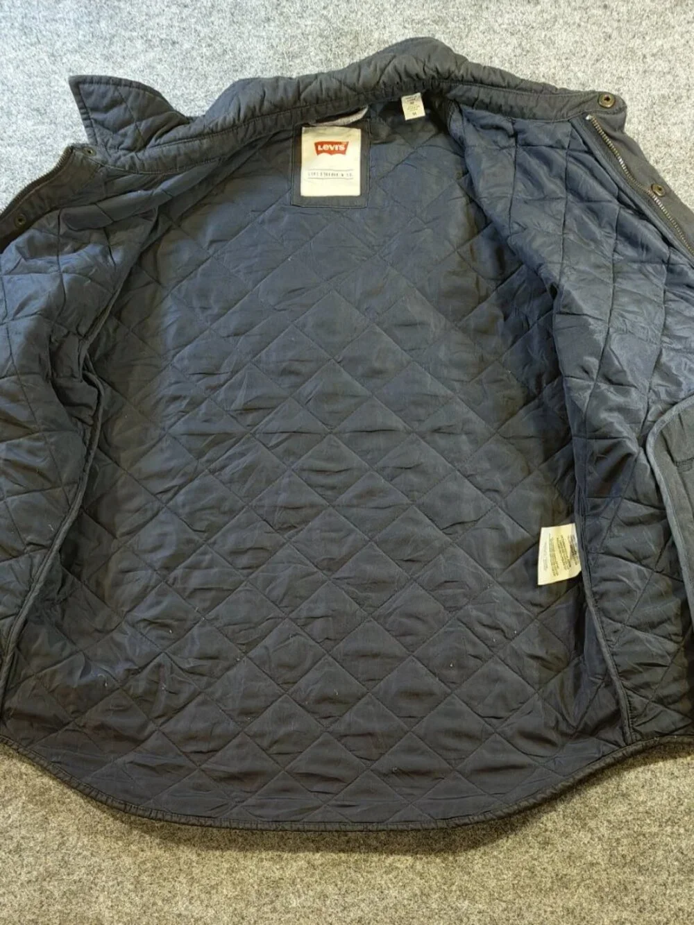 Levi’s Quilted Snap Jacket | Men’s Medium | Navy Cotton Shell